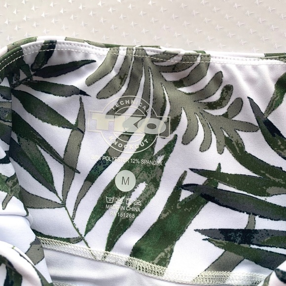 TKO ZERO GRAVITY HIGH WAISTED PRINTED LEGGINGS - Picture 5 of 7